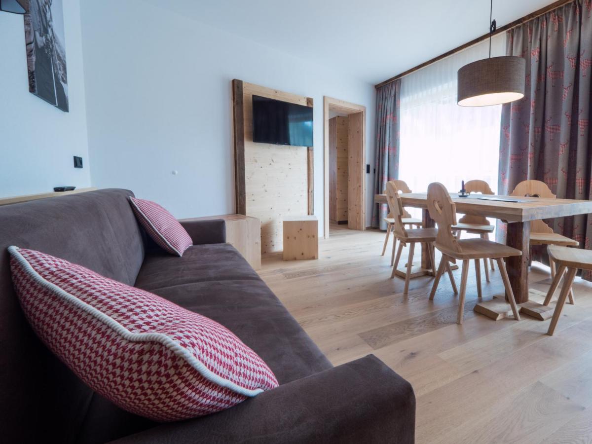 Almhittn - Luxus Appartements Finkenberg Exterior photo